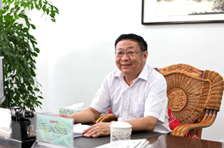 鹤壁职业技术学院党委副书记:苏众